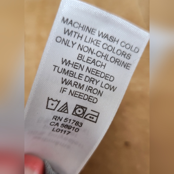 Maurices ZigZag Short Sleeve Boat Neck Tee Shirt EUC - Picture 6 of 7